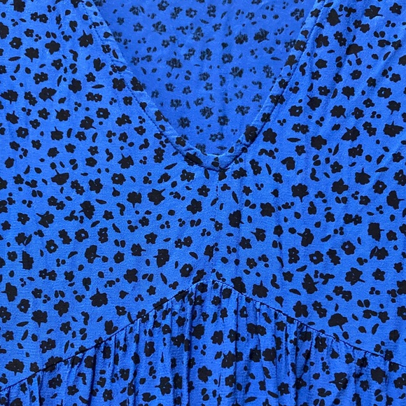 Blue and Black Floral Print Dress - Picture 4 of 6